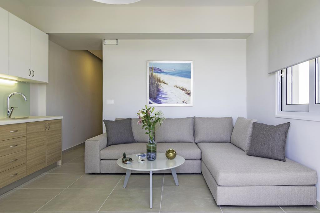 Sonja Beachfront Apartments Като Дарацо Екстериор снимка